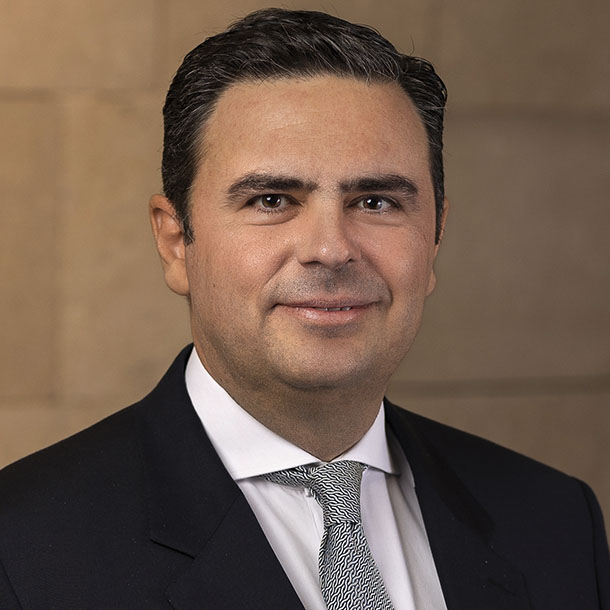 MACHAS.PETROS-610x610